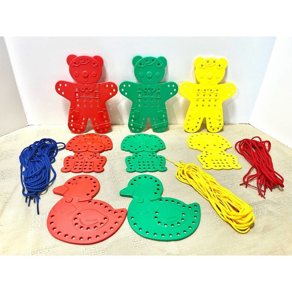 Threading Lacing Animals Large (Bear Dog Duck) - 8pc & 24 laces Primary Colors - Picture 1 of 4